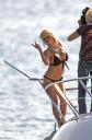 Памела Андерсон (Pamela Anderson): Бикини и Фотосессия на Яхте